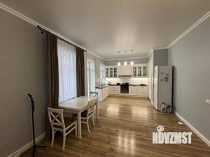 3-к квартира, вторичка, 102м2, 2/4 этаж