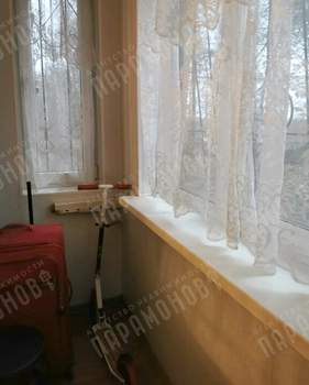 4-к квартира, вторичка, 62м2, 1/5 этаж