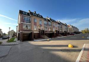 2-к квартира, вторичка, 86м2, 1/3 этаж