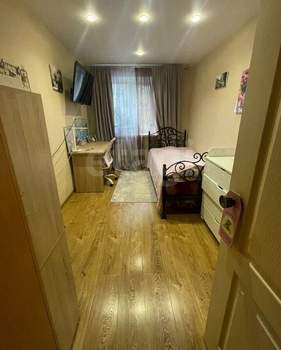 3-к квартира, вторичка, 58м2, 2/5 этаж