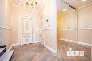 4-к квартира, вторичка, 160м2, 1/4 этаж