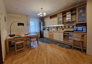 3-к квартира, вторичка, 134м2, 2/3 этаж