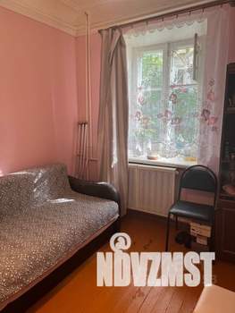 2-к квартира, вторичка, 42м2, 1/2 этаж