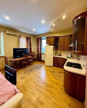 3-к квартира, вторичка, 72м2, 4/4 этаж