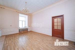 4-к квартира, вторичка, 101м2, 1/4 этаж