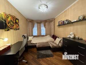 4-к квартира, вторичка, 89м2, 1/5 этаж