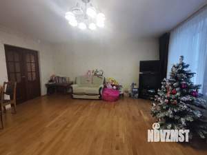 2-к квартира, вторичка, 92м2, 5/5 этаж