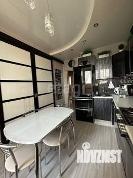 2-к квартира, вторичка, 61м2, 9/11 этаж