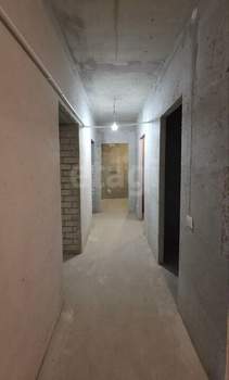 2-к квартира, вторичка, 60м2, 1/10 этаж