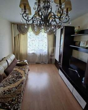 3-к квартира, вторичка, 60м2, 1/5 этаж