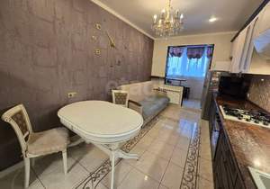 3-к квартира, вторичка, 87м2, 1/10 этаж