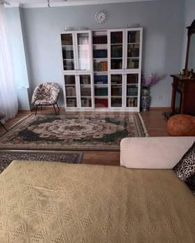 6-к квартира, вторичка, 165м2, 3/3 этаж