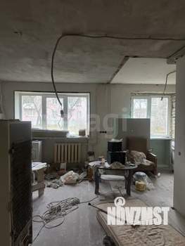 2-к квартира, вторичка, 44м2, 1/4 этаж