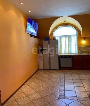 3-к квартира, вторичка, 104м2, 4/4 этаж