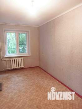 2-к квартира, вторичка, 42м2, 1/5 этаж