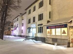 2-к квартира, вторичка, 58м2, 3/3 этаж