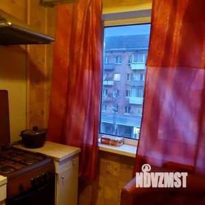2-к квартира, вторичка, 42м2, 4/5 этаж
