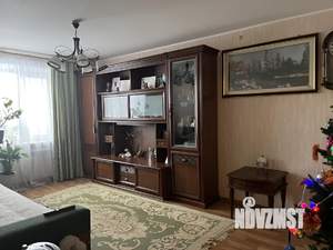 3-к квартира, вторичка, 71м2, 8/10 этаж
