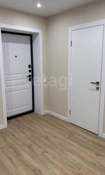 2-к квартира, вторичка, 62м2, 7/10 этаж