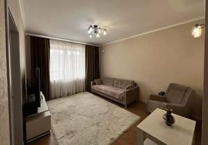 2-к квартира, вторичка, 75м2, 3/4 этаж