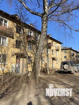 2-к квартира, вторичка, 42м2, 1/3 этаж