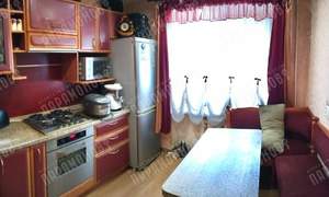 2-к квартира, вторичка, 56м2, 1/3 этаж