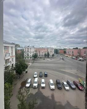 2-к квартира, вторичка, 50м2, 5/5 этаж