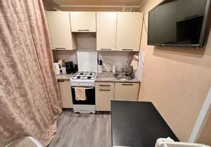 2-к квартира, вторичка, 44м2, 1/5 этаж