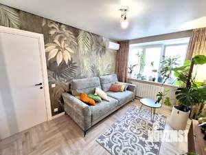 2-к квартира, вторичка, 61м2, 12/12 этаж