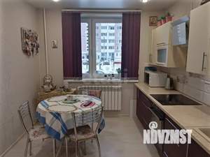 2-к квартира, вторичка, 61м2, 1/17 этаж