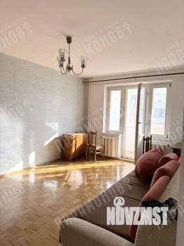 1-к квартира, вторичка, 38м2, 3/5 этаж