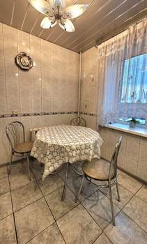 3-к квартира, вторичка, 68м2, 9/13 этаж