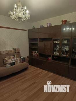 2-к квартира, вторичка, 61м2, 1/3 этаж