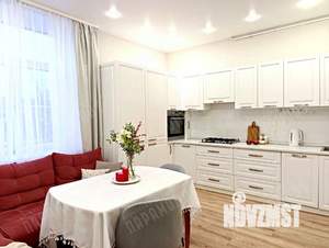 3-к квартира, вторичка, 95м2, 2/4 этаж