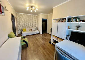 2-к квартира, вторичка, 42м2, 2/4 этаж