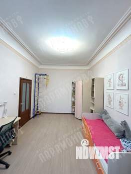 4-к квартира, вторичка, 101м2, 2/5 этаж