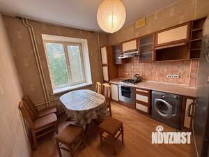 2-к квартира, вторичка, 58м2, 2/4 этаж