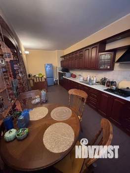 4-к квартира, вторичка, 128м2, 1/10 этаж