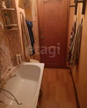 3-к квартира, вторичка, 53м2, 1/2 этаж