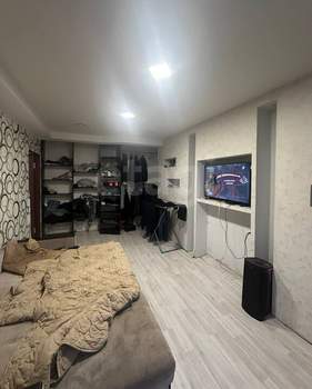 3-к квартира, вторичка, 61м2, 1/5 этаж