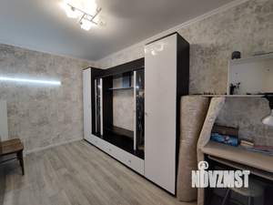 2-к квартира, вторичка, 42м2, 1/4 этаж