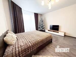 1-к квартира, вторичка, 42м2, 8/17 этаж