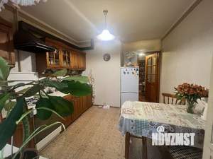 4-к квартира, вторичка, 92м2, 2/5 этаж