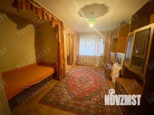 2-к квартира, вторичка, 42м2, 1/4 этаж
