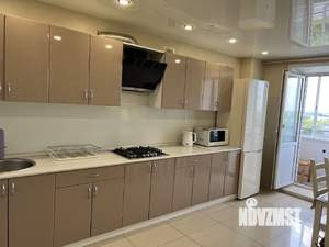 3-к квартира, вторичка, 72м2, 8/10 этаж