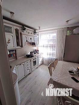 4-к квартира, вторичка, 104м2, 2/5 этаж