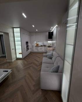 1-к квартира, вторичка, 62м2, 10/10 этаж