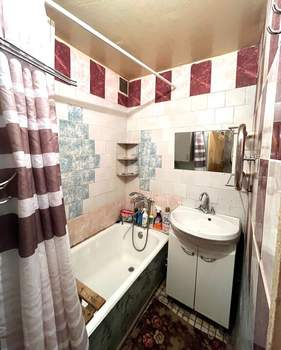 2-к квартира, вторичка, 45м2, 3/5 этаж