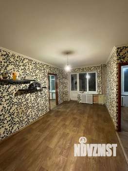 2-к квартира, вторичка, 44м2, 1/4 этаж
