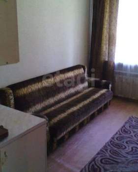 2-к квартира, вторичка, 37м2, 1/5 этаж